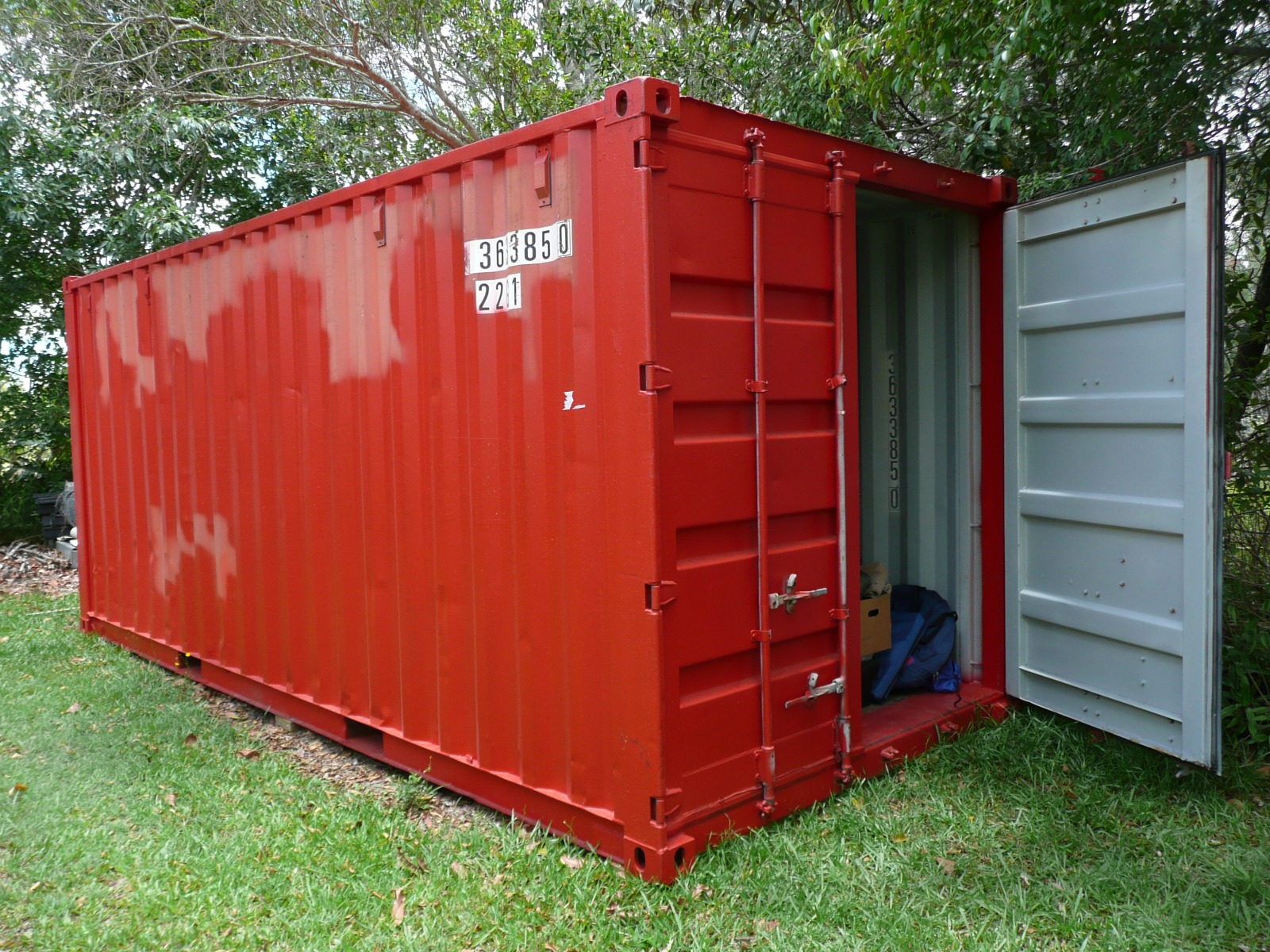 Container